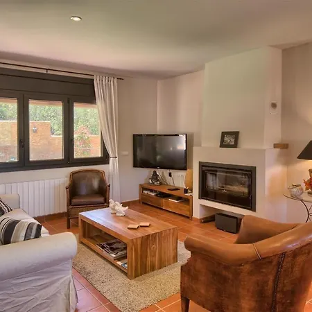 Perfect With Private Pool