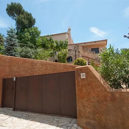Βίλα Perfect With Private Pool *