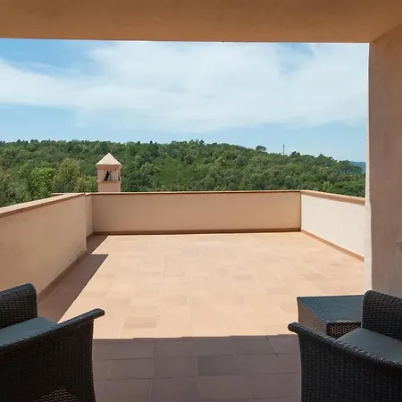 Perfect With Private Pool *