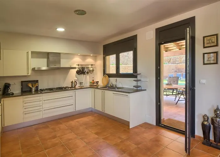 Perfect With Private Pool Вилла *